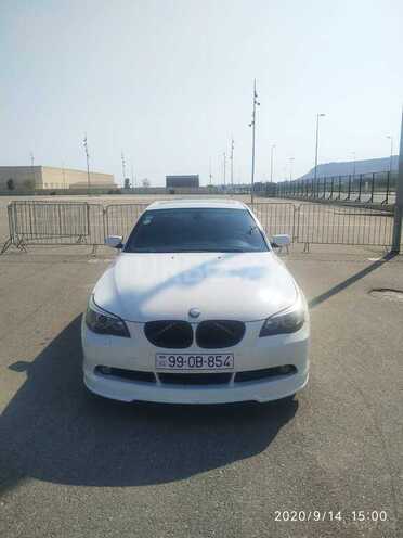 BMW 523 2005, 220,000 km - 2.5 l - Bakı