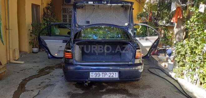 Opel Omega 1999, 320,000 km - 2.5 l - Bakı