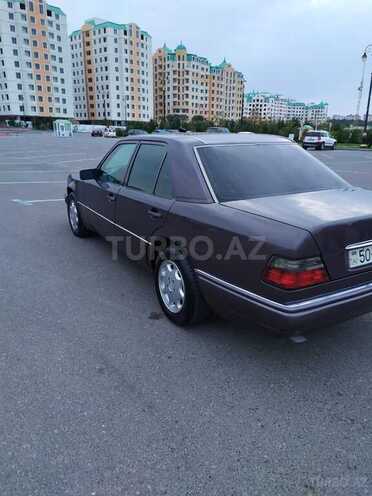 Mercedes E 200 1994, 450,000 km - 2.0 l - Sumqayıt