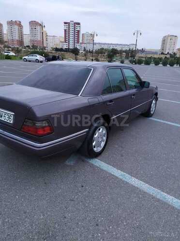 Mercedes E 200 1994, 450,000 km - 2.0 l - Sumqayıt