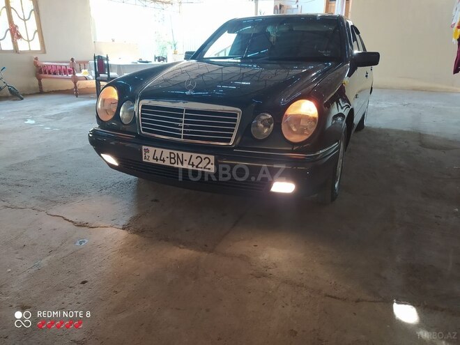 Mercedes E 230 1996, 384,546 km - 2.3 л - Qazax
