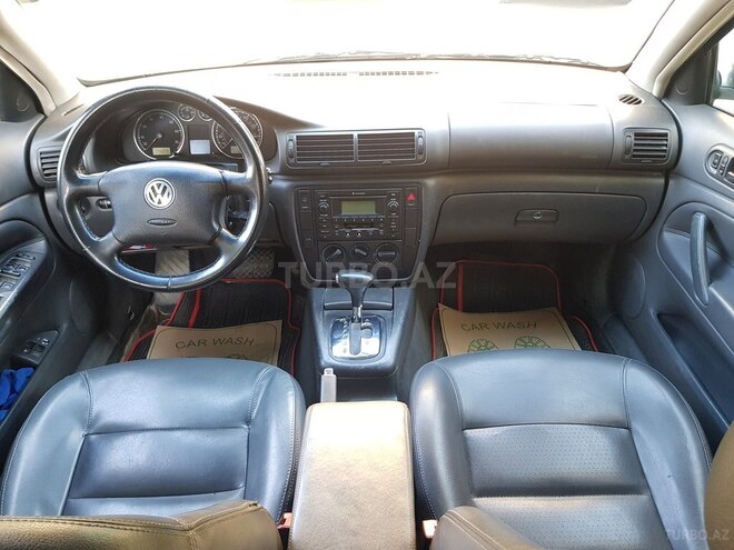 Volkswagen Passat 2004, 220,400 km - 1.8 l - Bakı