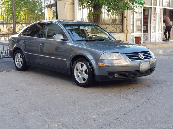 Volkswagen Passat 2004, 220,400 km - 1.8 l - Bakı