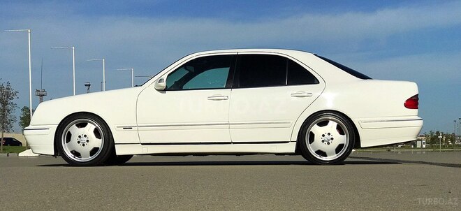 Mercedes E 240 2000, 317,725 km - 2.4 l - Bakı