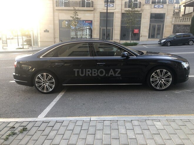 Audi A8 2014, 110,000 km - 4.0 l - Bakı