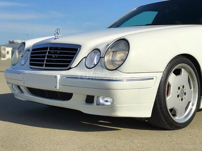 Mercedes E 240 2000, 317,725 km - 2.4 l - Bakı