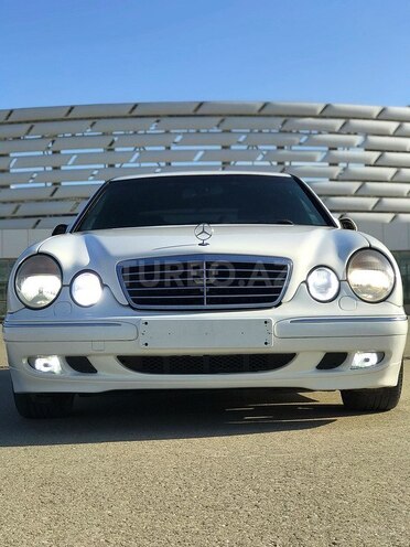 Mercedes E 240 2000, 317,725 km - 2.4 l - Bakı
