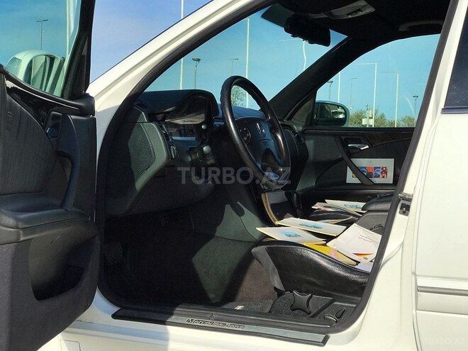 Mercedes E 240 2000, 317,725 km - 2.4 l - Bakı