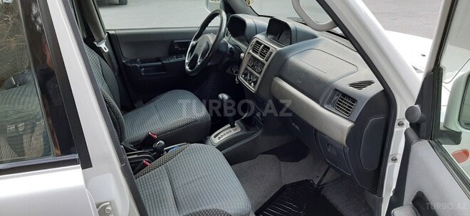Mitsubishi Pajero io 1999, 215,000 km - 1.8 l - Sumqayıt