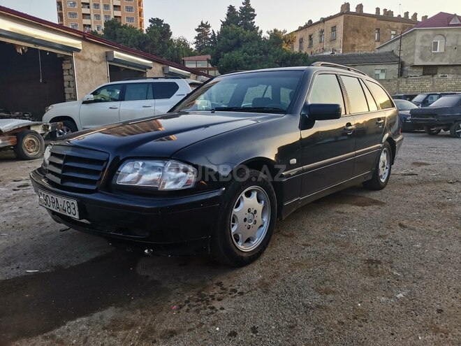 Mercedes C 200 2000, 417,617 km - 2.0 l - Bakı