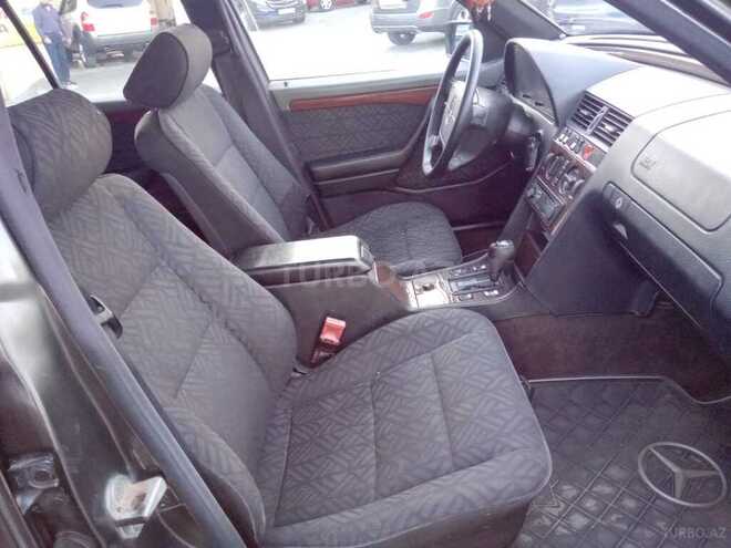 Mercedes C 220 1994, 300,000 km - 2.2 l - Bakı