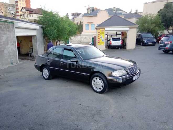 Mercedes C 220 1994, 300,000 km - 2.2 l - Bakı