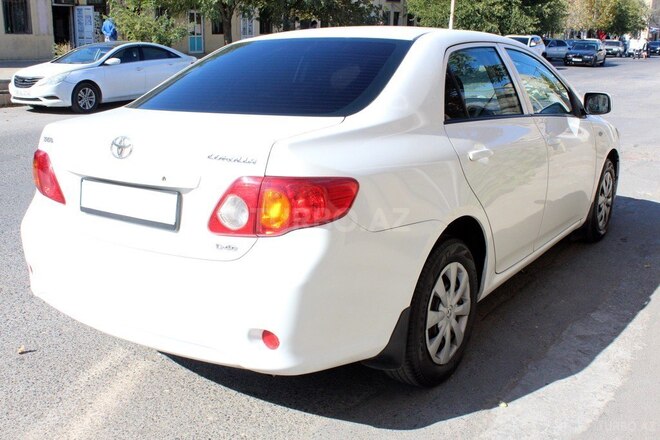 Toyota Corolla 2009, 252,900 km - 1.4 л - Bakı