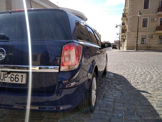 Opel Astra 2010, 185,000 km - 1.3 l - Bakı