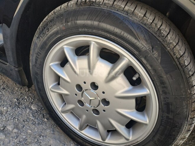 Mercedes E 200 1998, 480,000 km - 2.0 l - Bakı