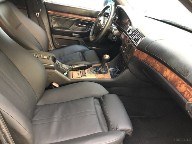 BMW 528 1998, 200,000 km - 2.8 л - Gəncə