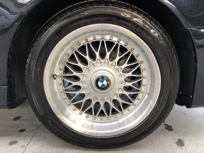 BMW 528 1998, 200,000 km - 2.8 л - Gəncə