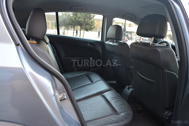 Opel Astra 2008, 197,000 km - 1.3 л - Bakı