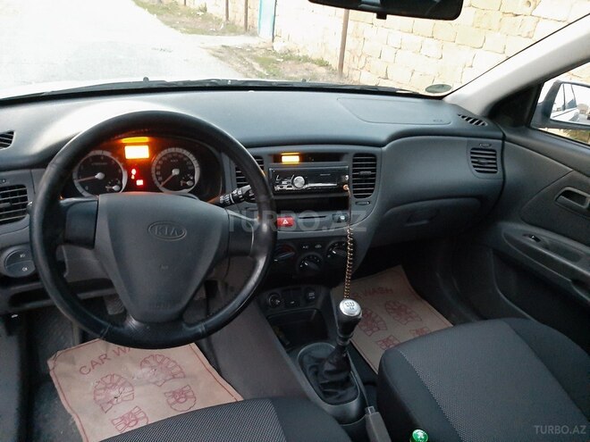 Kia Rio 2006, 218,000 km - 1.5 l - Bakı
