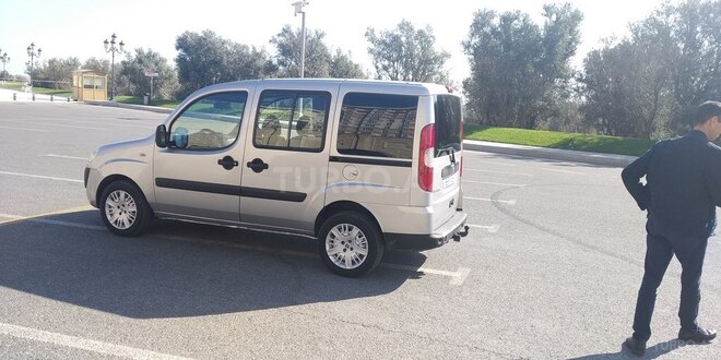Fiat Doblo 2006, 211,260 km - 1.3 l - Bakı