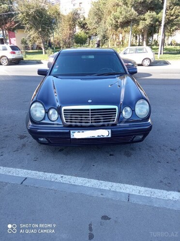 Mercedes E 240 1997, 306,000 km - 2.4 l - Bakı