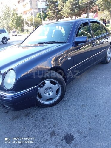 Mercedes E 240 1997, 306,000 km - 2.4 l - Bakı