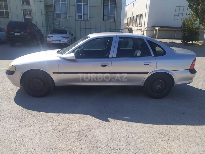 Opel Vectra 1996, 400,000 km - 2.0 л - Bakı