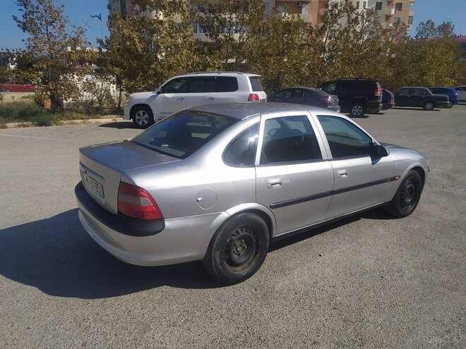 Opel Vectra 1996, 400,000 km - 2.0 л - Bakı