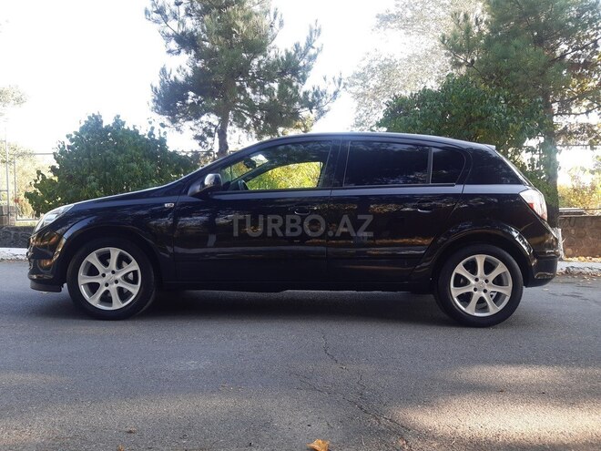 Opel Astra 2004, 205,333 km - 1.4 l - Şəki