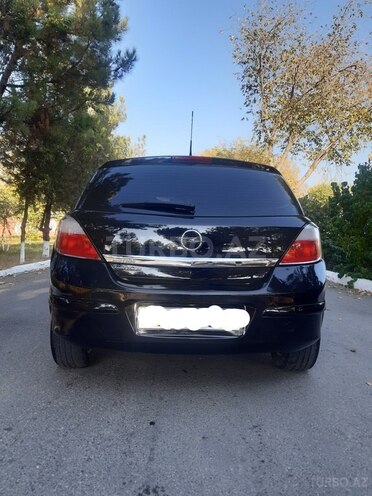 Opel Astra 2004, 205,333 km - 1.4 l - Şəki