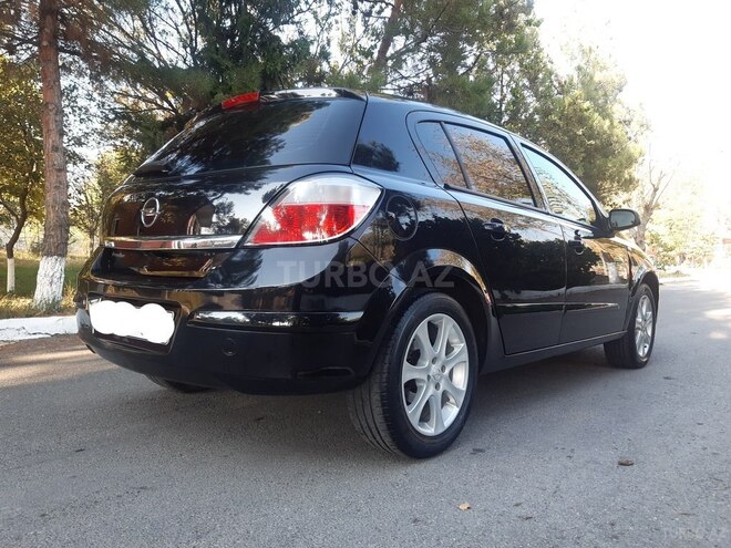 Opel Astra 2004, 205,333 km - 1.4 l - Şəki