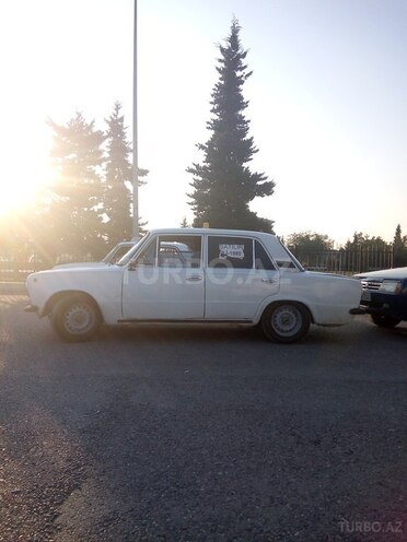 LADA (VAZ) 2111 1979, 235,000 km - 1.5 л - Yevlax