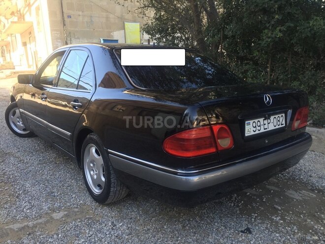 Mercedes E 200 1997, 528,000 km - 2.0 l - Bakı