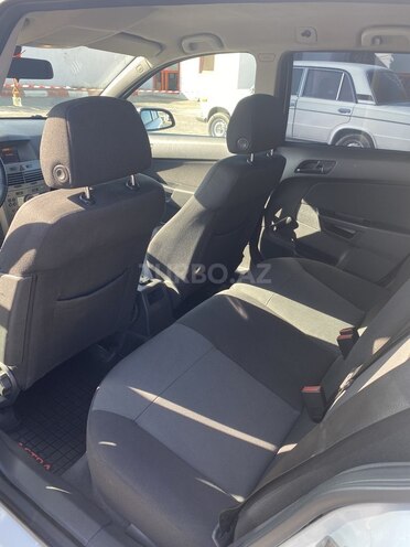 Opel Astra 2006, 250,000 km - 1.3 л - Xaçmaz
