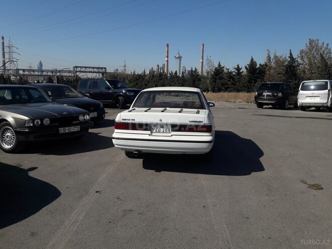 Ford  1994, 170,000 km - 2.0 л - Bakı