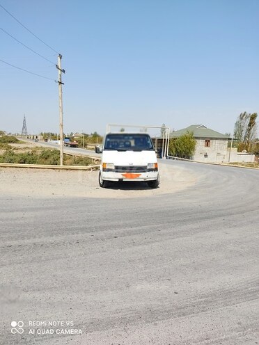 Ford Transit 1990, 296,000 km - 2.5 l - Neftçala