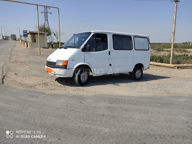 Ford Transit 1990, 296,000 km - 2.5 l - Neftçala