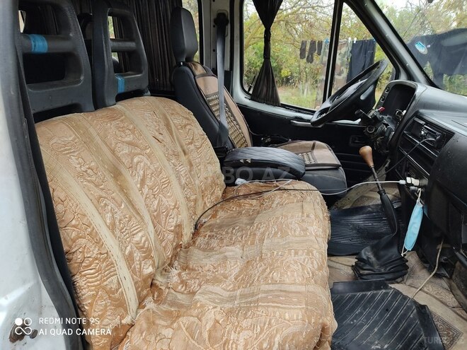 Ford Transit 1990, 296,000 km - 2.5 l - Neftçala