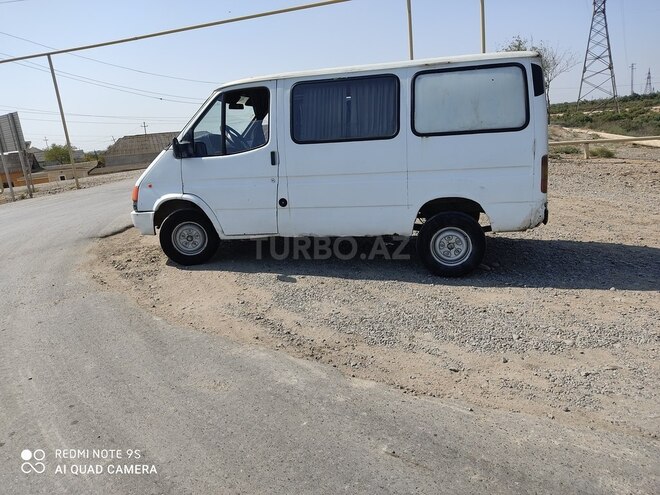 Ford Transit 1990, 296,000 km - 2.5 l - Neftçala