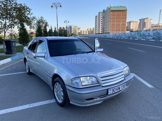 Mercedes C 220 1999, 316,000 km - 2.2 l - Sumqayıt