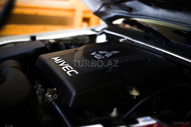 Mitsubishi Pajero 2013, 117,000 km - 3.8 l - Bakı