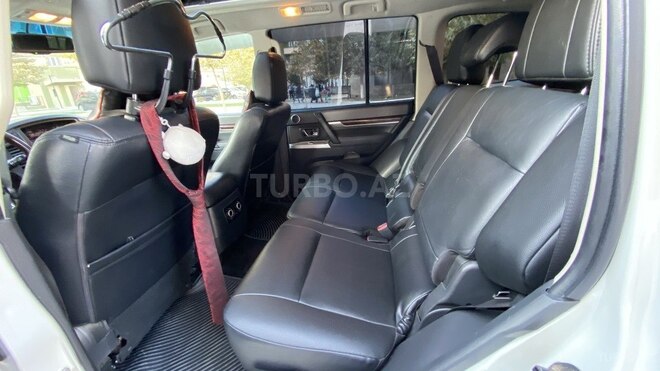 Mitsubishi Pajero 2013, 117,000 km - 3.8 l - Bakı