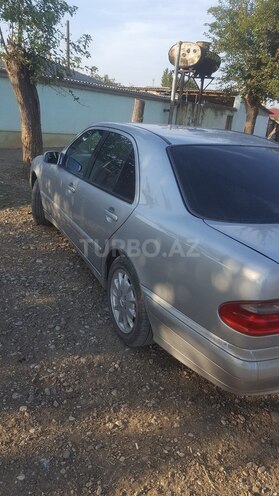 Mercedes E 220 1999, 300,000 km - 2.2 l - Ağstafa