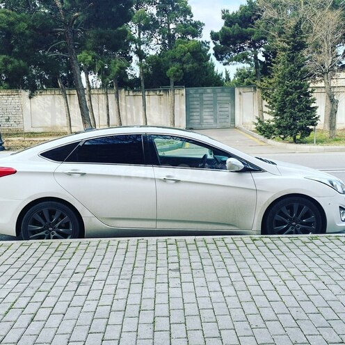 Hyundai i40 2012, 247,000 km - 2.0 l - Bakı