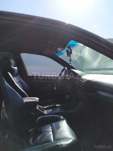BMW 528 1996, 300,000 km - 2.8 л - Bakı