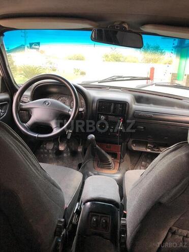 GAZ 31105 2004, 500,000 km - 2.4 l - Bakı