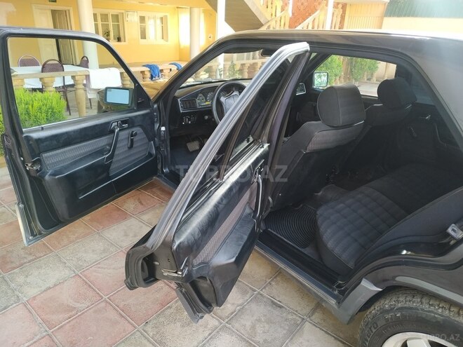 Mercedes 190 1992, 236,126 km - 2.0 l - Bakı