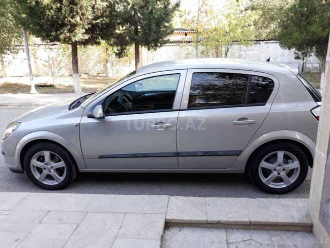 Opel Astra 2006, 260,000 km - 1.4 l - Bakı