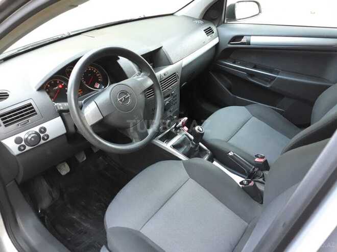 Opel Astra 2006, 260,000 km - 1.4 l - Bakı