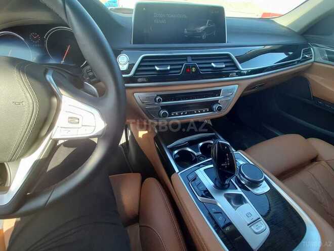 BMW 740 2018, 29,000 km - 3.0 l - Bakı